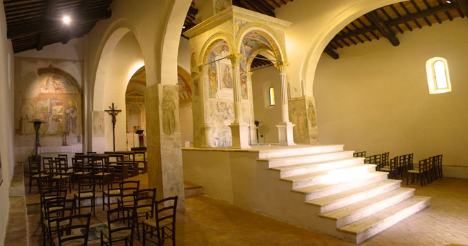 Altare centrale di Santa Maria ad Balnea
